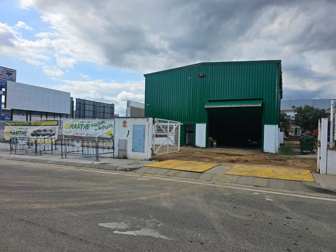 Grupo Marthe | Autotaller y alquiler de coches, furgonetas y camiones en el Maresme | Alquiler de coches en Blanes para empresas: Soluciones flexibles y económicas Grupo Marthe | Autotaller y alquiler de coches, furgonetas y camiones en el Maresme | Alquiler de coches en Blanes para empresas: Soluciones flexibles y económicas