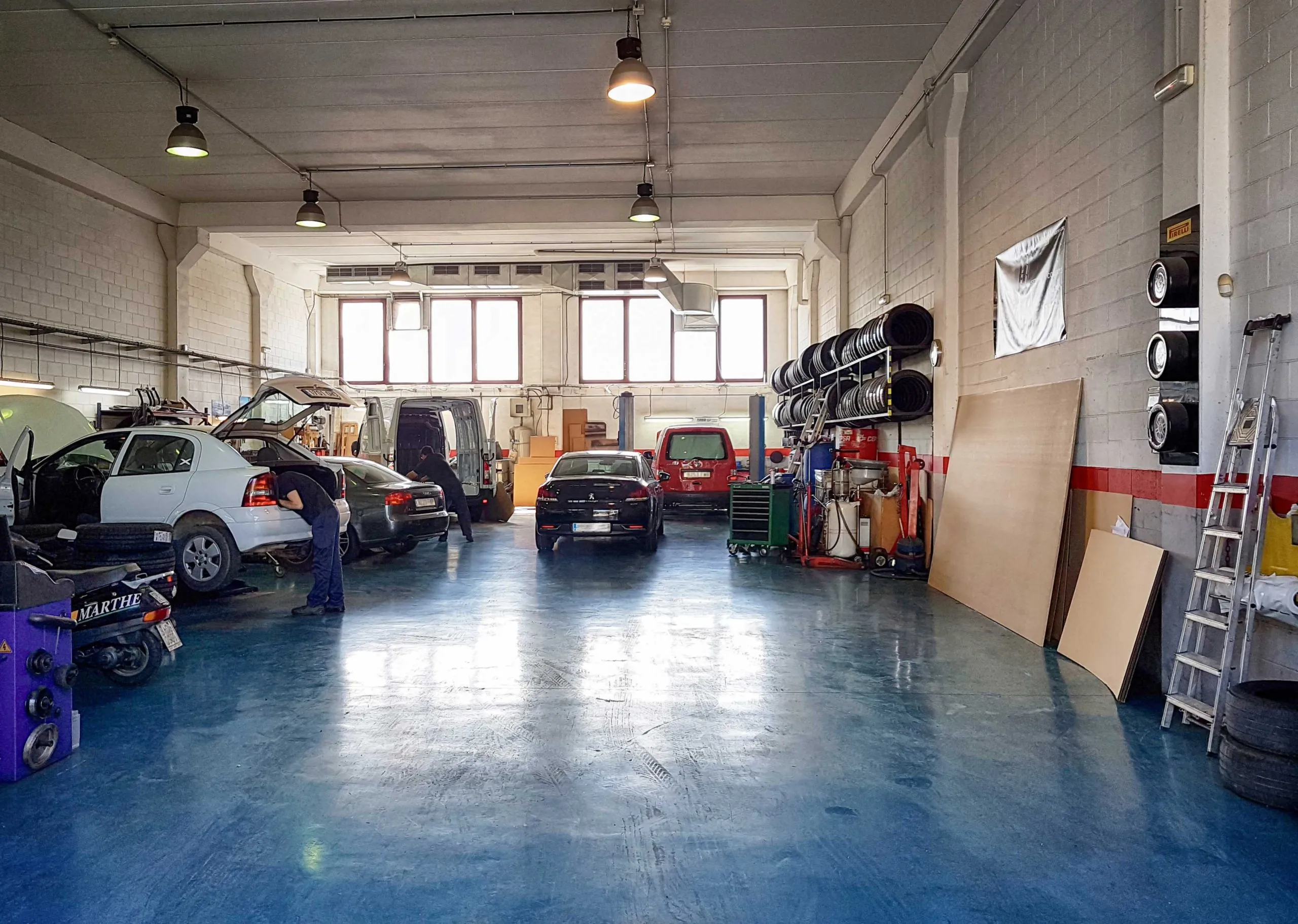 Grupo Marthe | Autotaller y alquiler de coches, furgonetas y camiones en el Maresme | ¿Cómo ahorrar gasolina con la subida del carburante?