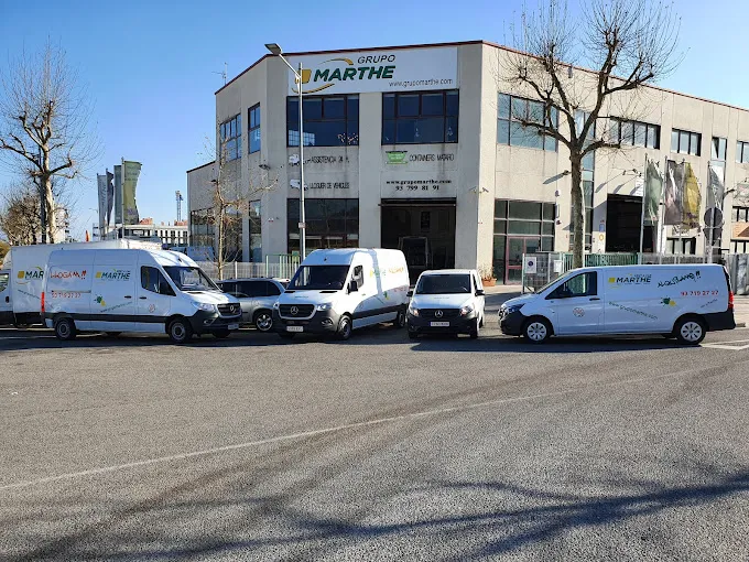 Grupo Marthe | Autotaller y alquiler de coches, furgonetas y camiones en el Maresme | Alquiler de furgonetas para mudanzas en Mataró