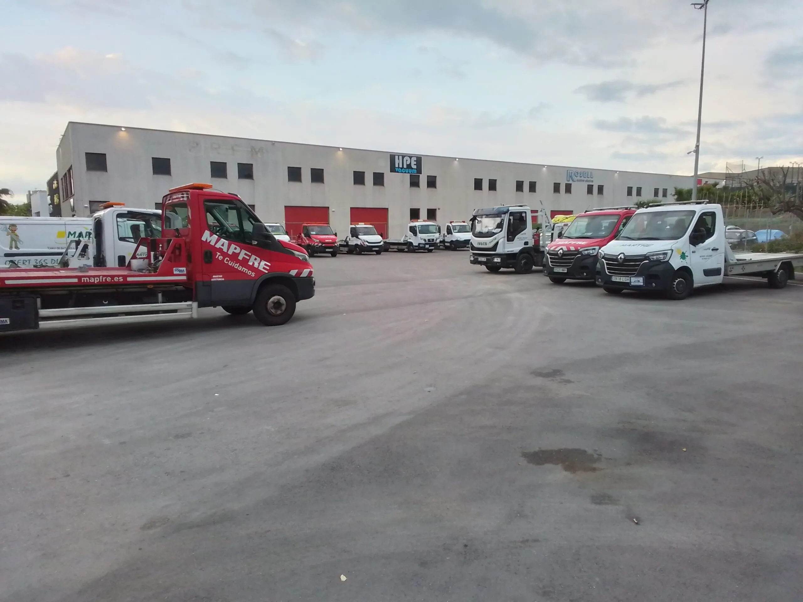 Grupo Marthe | Autotaller y alquiler de coches, furgonetas y camiones en el Maresme | Asistencia Grupo Marthe | Autotaller y alquiler de coches, furgonetas y camiones en el Maresme | Asistencia