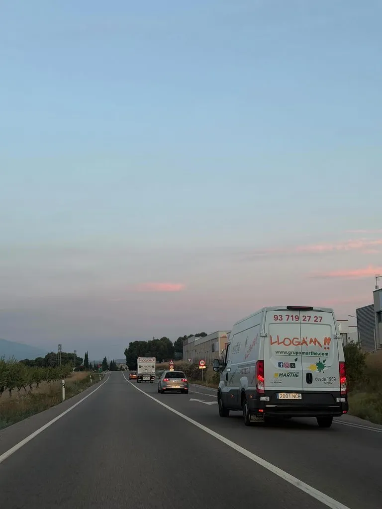 Grupo Marthe | Autotaller y alquiler de coches, furgonetas y camiones en el Maresme | La Guía Definitiva para Elegir el Vehículo Industrial Perfecto Según la Operativa de tu Empresa